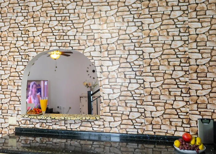 Sweet Botanico أذيخي