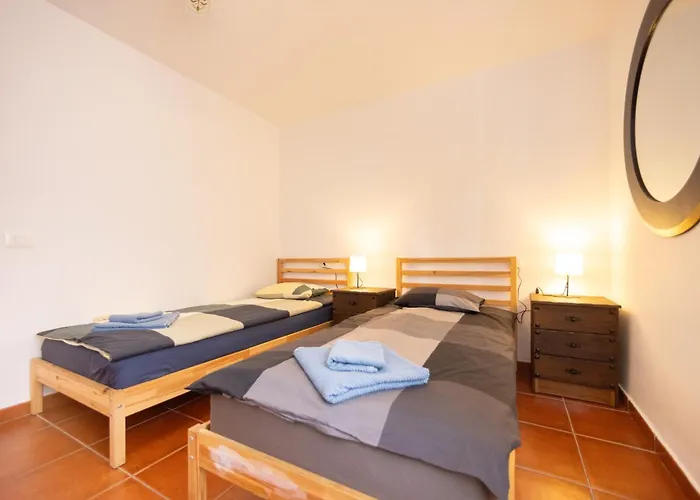 Sweet Botanico أذيخي